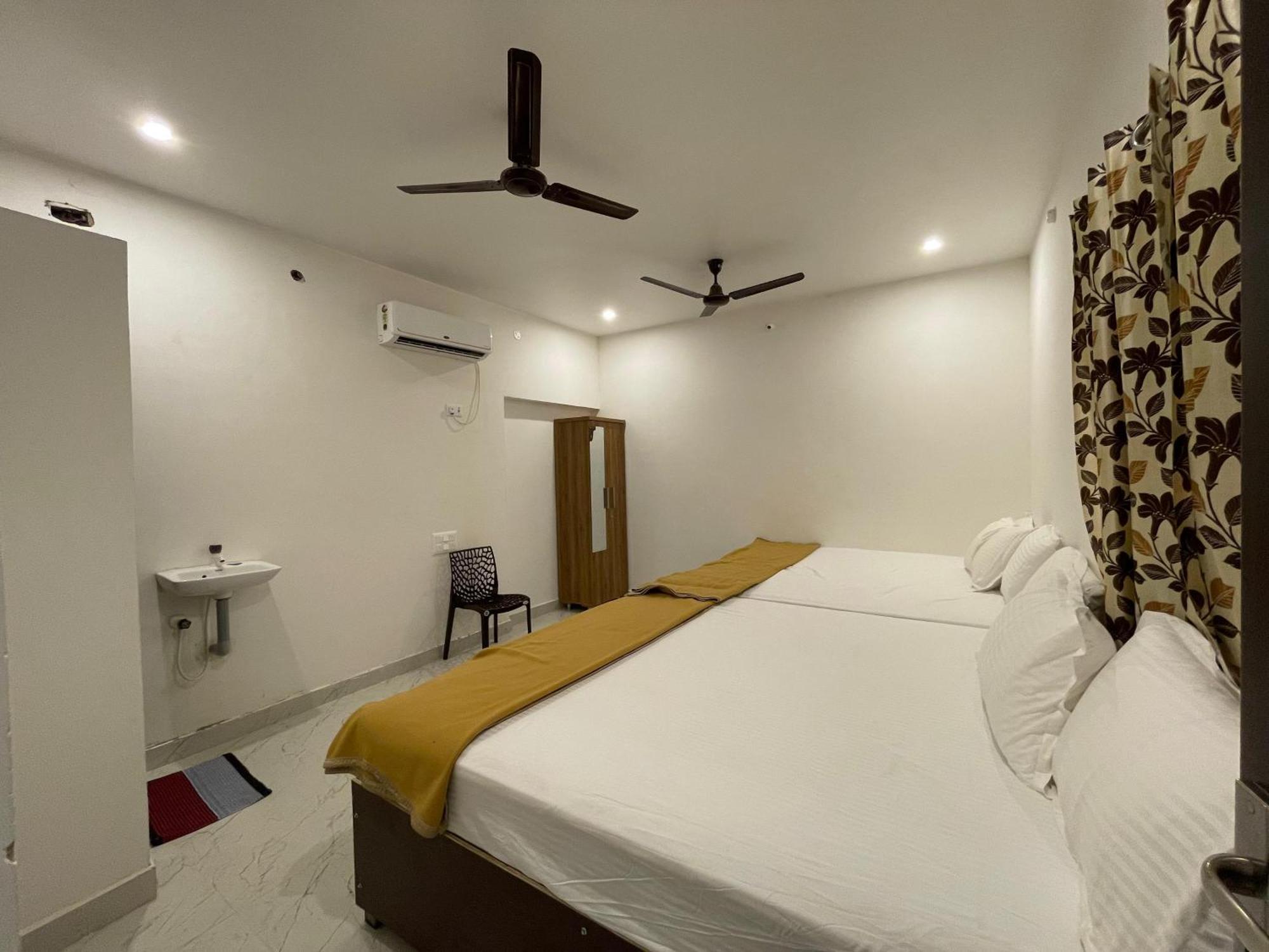 Mks Homes Tirukkadaiyur Exterior foto
